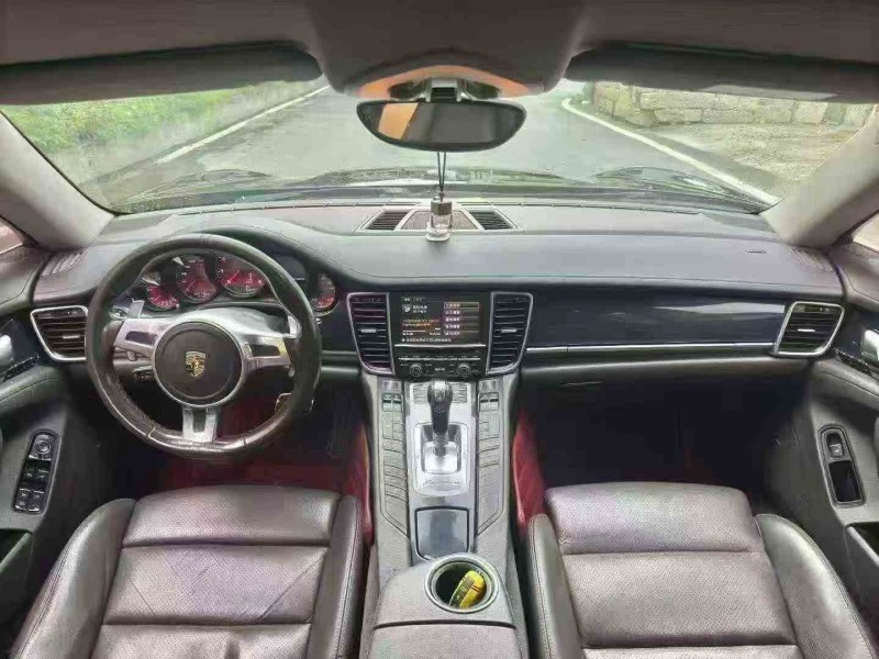 厦门15年保时捷帕拉梅拉5