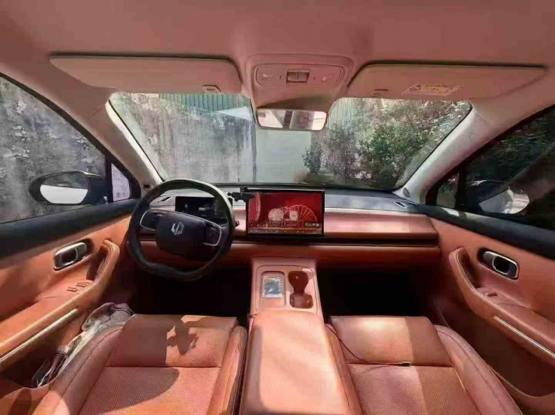 深圳24年零跑汽车C104