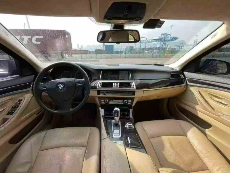 重庆12年宝马5系5