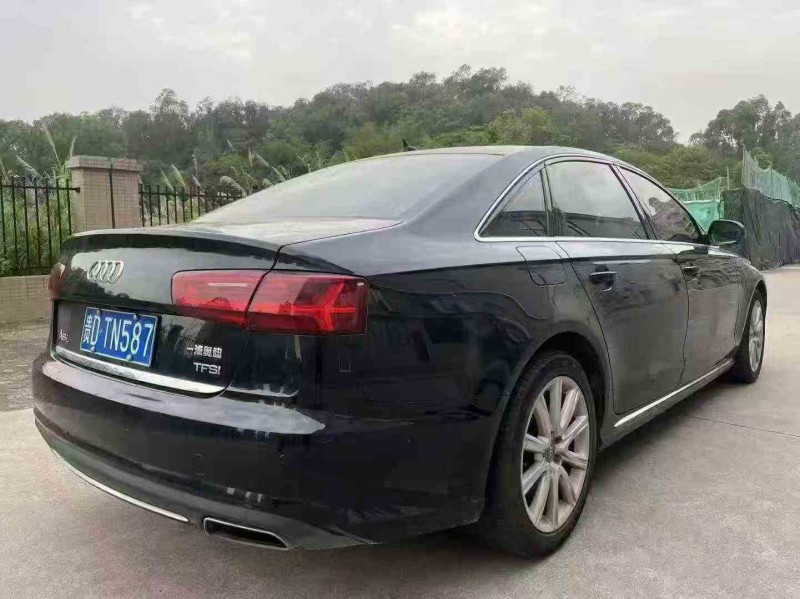 深圳17年奥迪A6L8