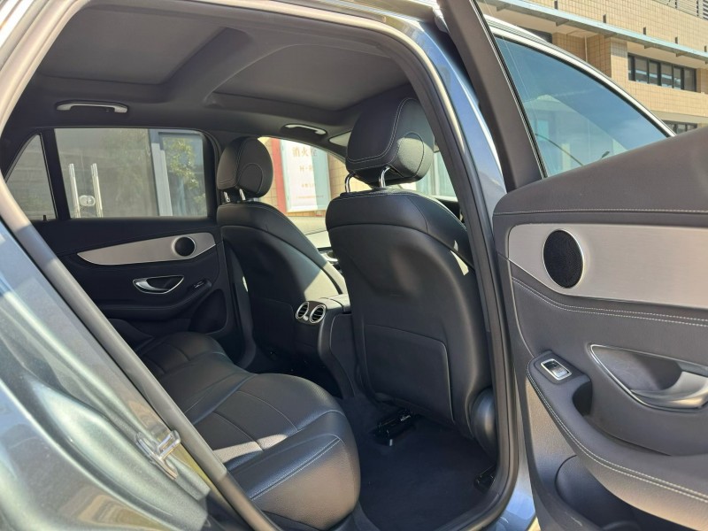 广州17年奔驰GLC5