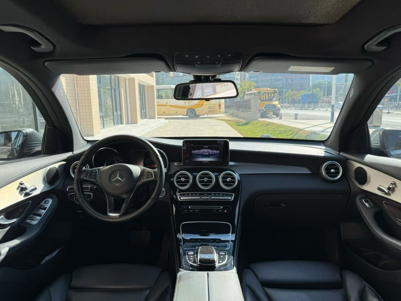 广州17年奔驰GLC6