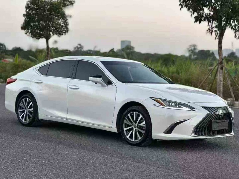 珠海20年雷克萨斯ES2