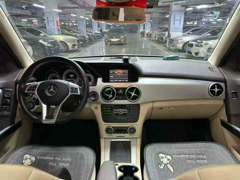 成都15年奔驰GLK5