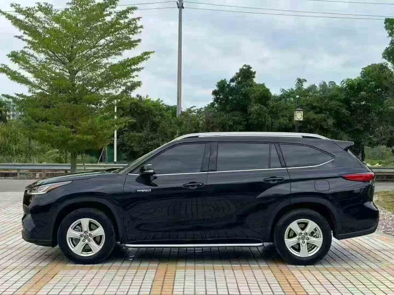 珠海24年丰田汉兰达3