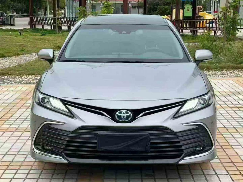 广州23年丰田凯美瑞1