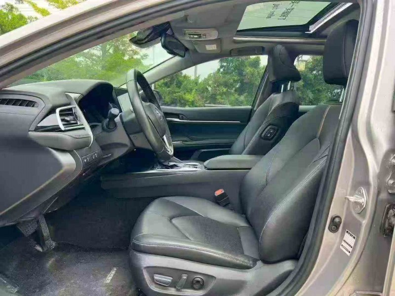 广州23年丰田凯美瑞5