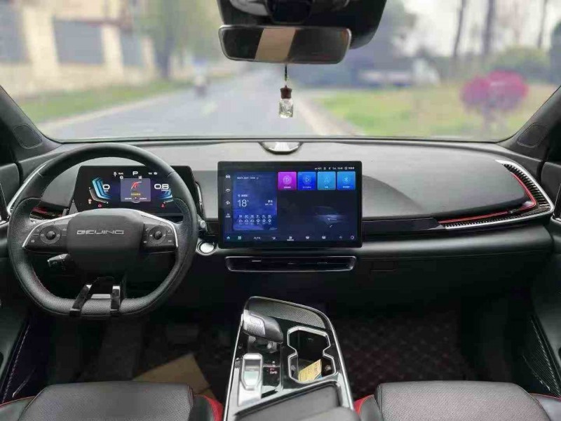 德阳24年北汽制造魔方4