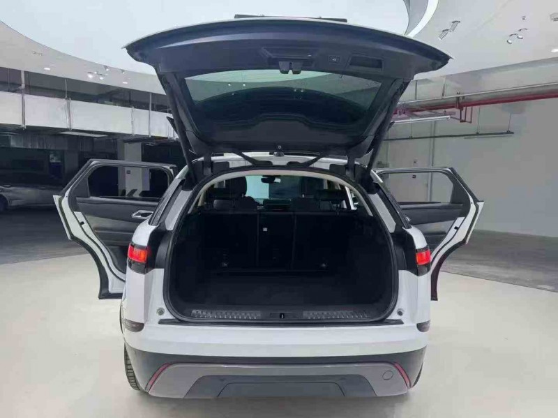 泸州17年路虎揽胜星脉7