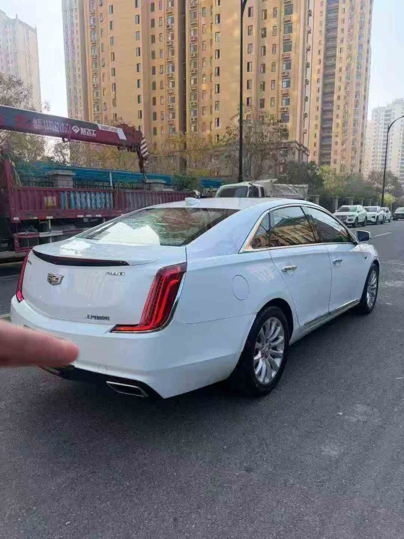 淮南18年凯迪拉克XTS9