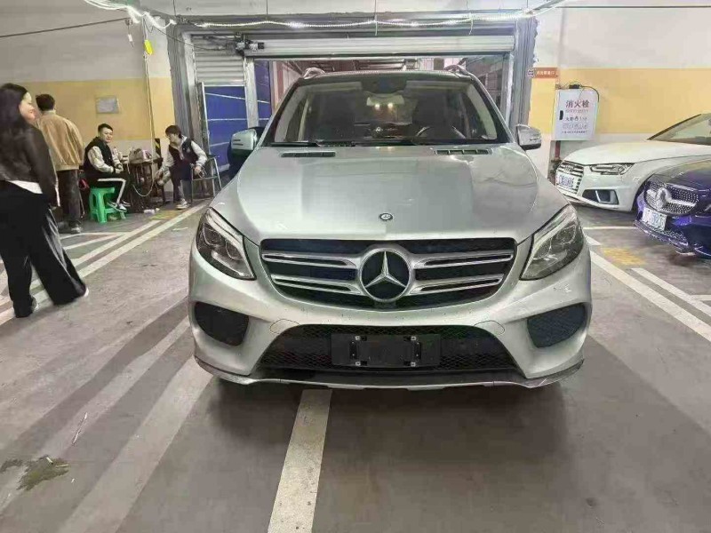 重庆16年奔驰GLE1