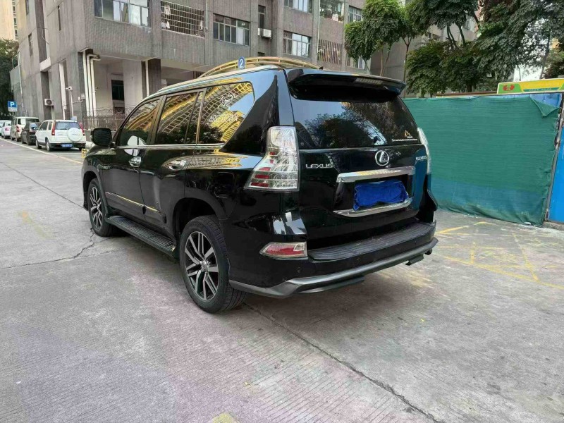 汕头12年雷克萨斯GX8