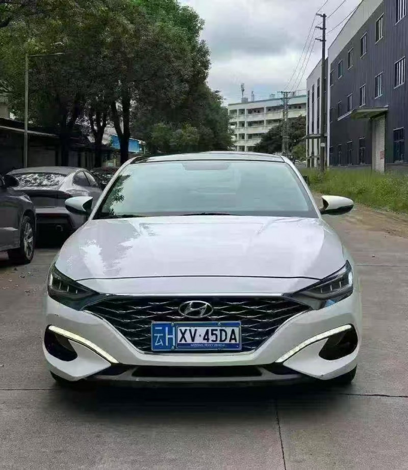 广州20年现代菲斯塔1