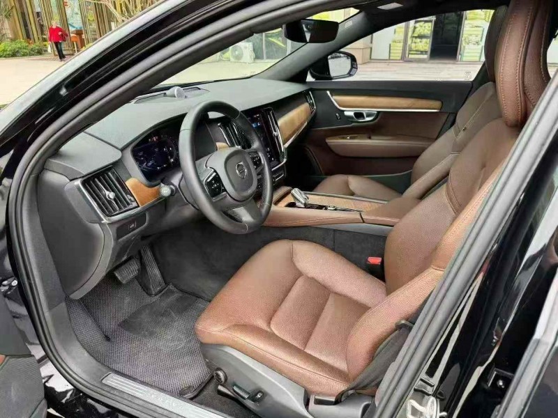 广州24年沃尔沃S904