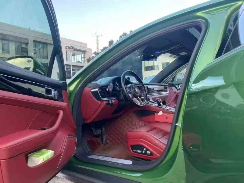 莆田19年保时捷帕拉梅拉4