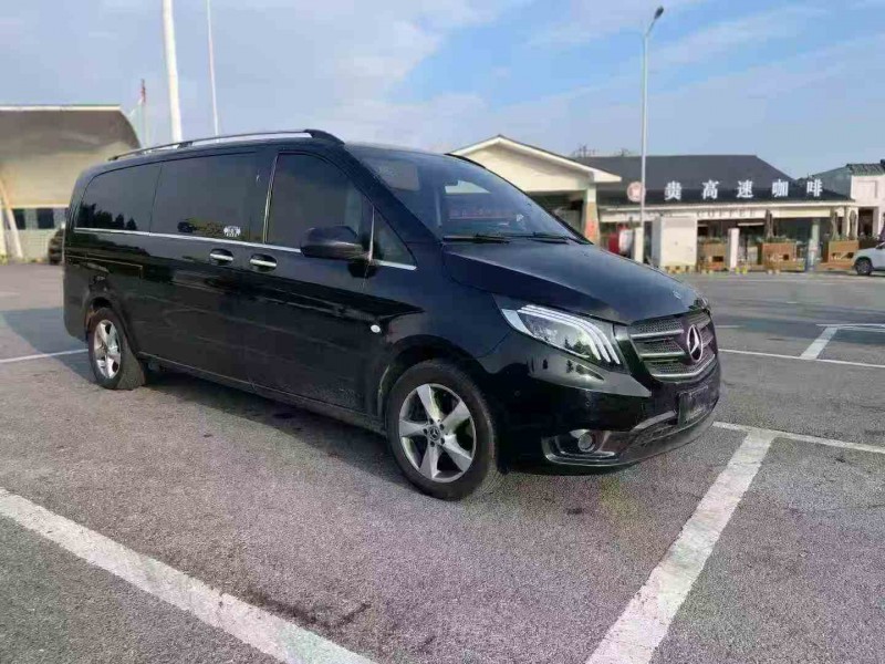 重庆19年奔驰威霆3