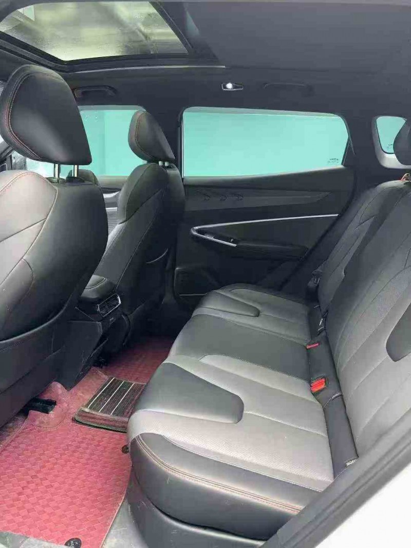 泸州24年吉利博越6