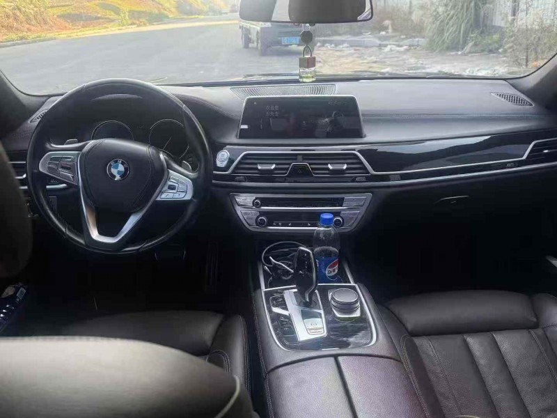 天津18年宝马7系6