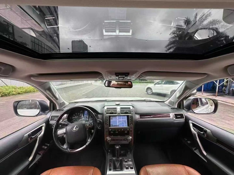 佛山17年雷克萨斯GX6