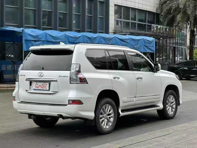 佛山17年雷克萨斯GX8