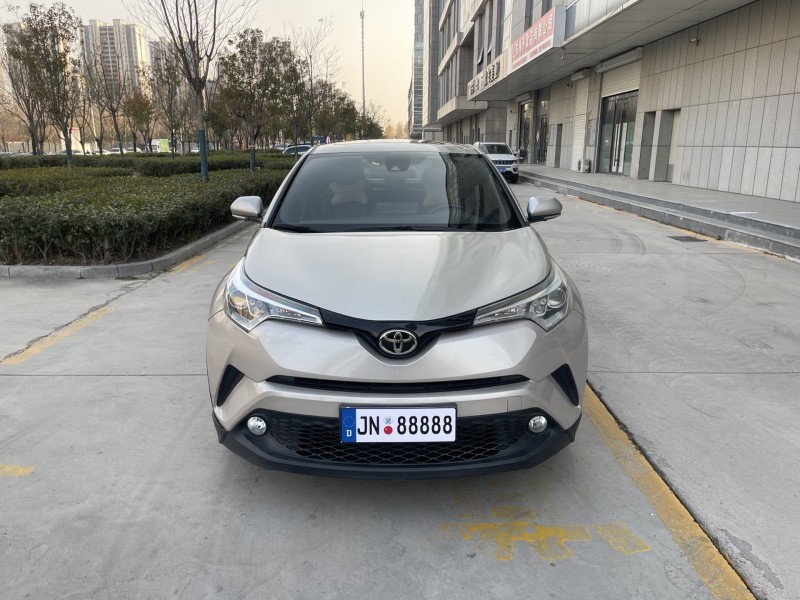 济宁21年丰田CHR1