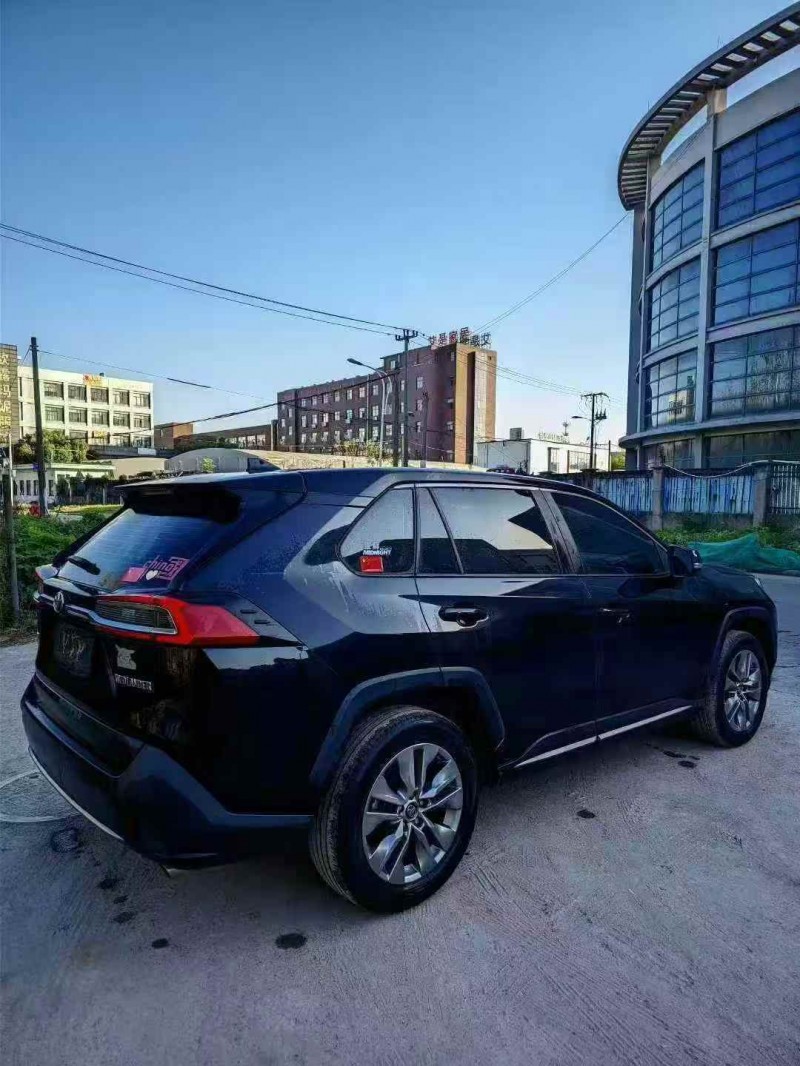 温州21年丰田威兰达5