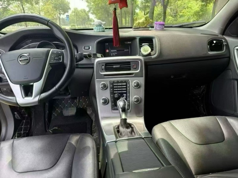 娄底18年沃尔沃S60L7