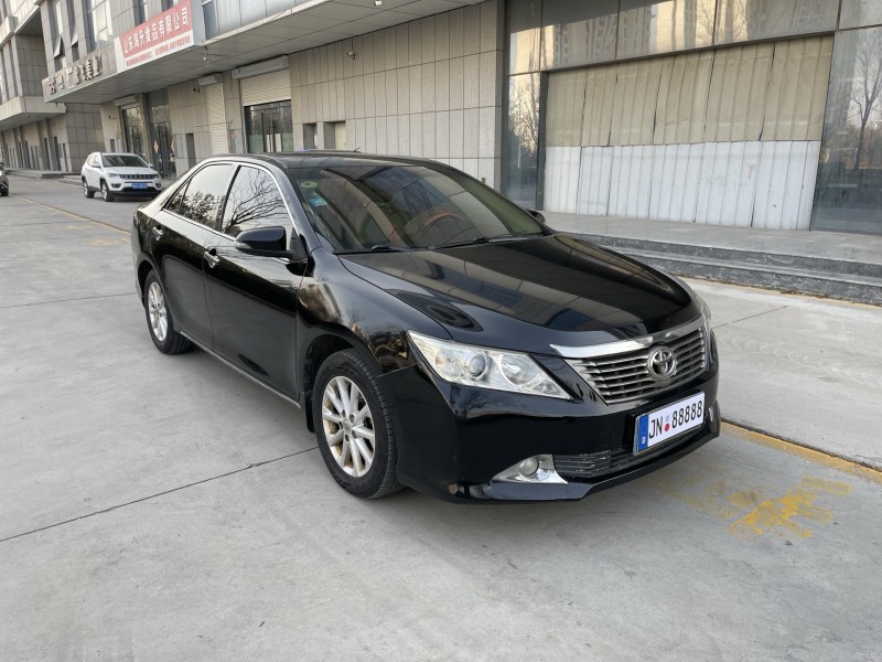 济宁15年丰田凯美瑞2