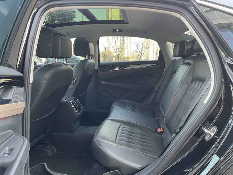 济宁21年大众帕萨特5