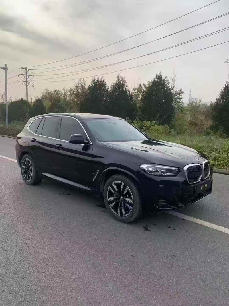 保定24年宝马IX32