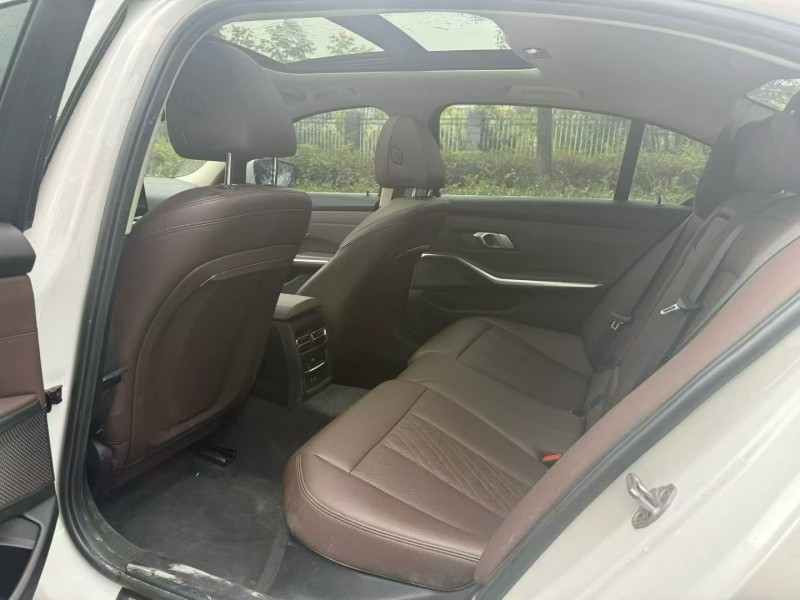 娄底23年宝马3系6