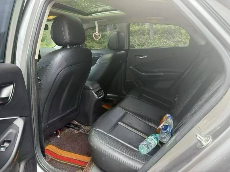 娄底20年现代菲斯塔5