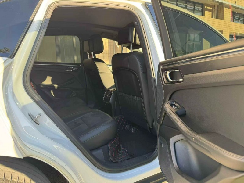 深圳16年保时捷Macan4