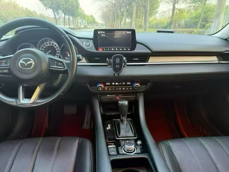 娄底20年马自达阿特兹6