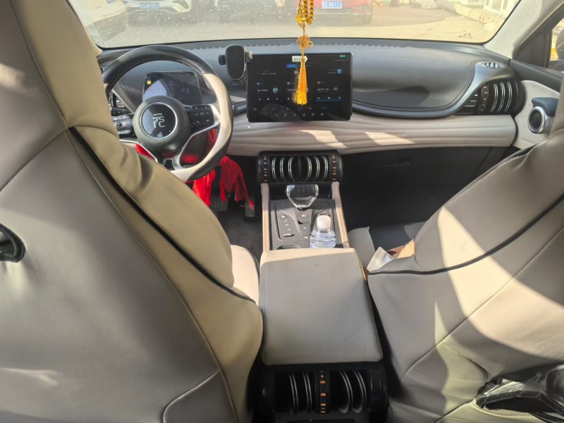 太原24年比亚迪元3