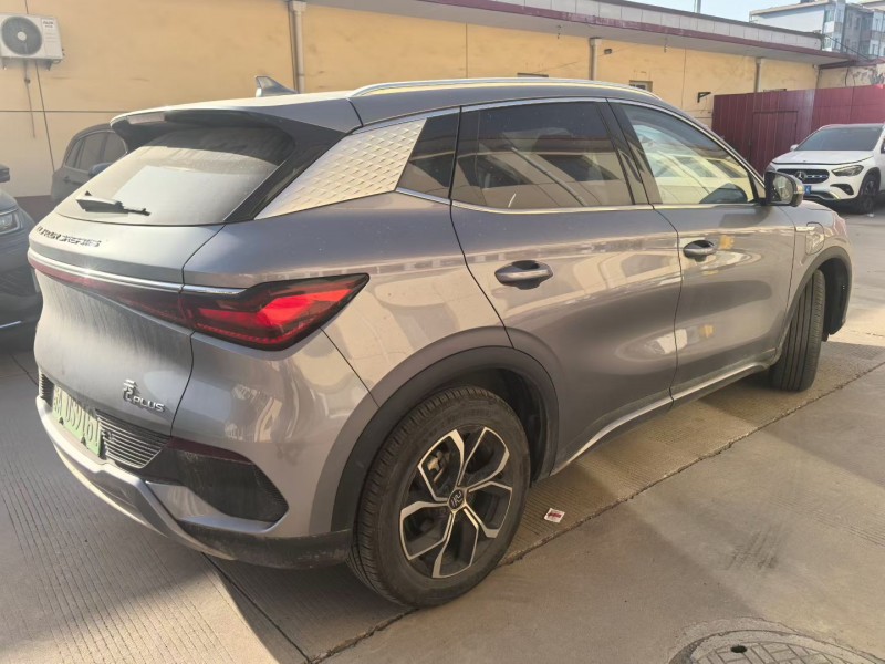 太原24年比亚迪元5