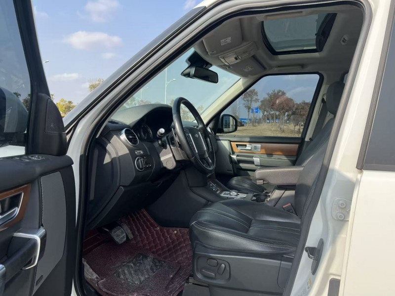 盐城17年路虎发现4