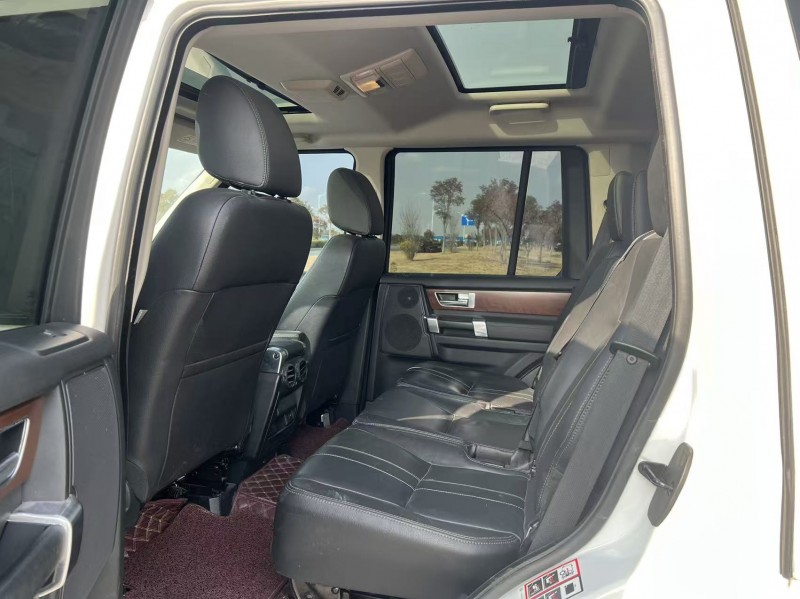 盐城17年路虎发现5