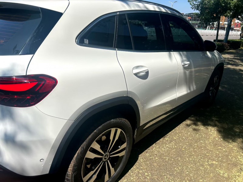 太原24年奔驰GLA5