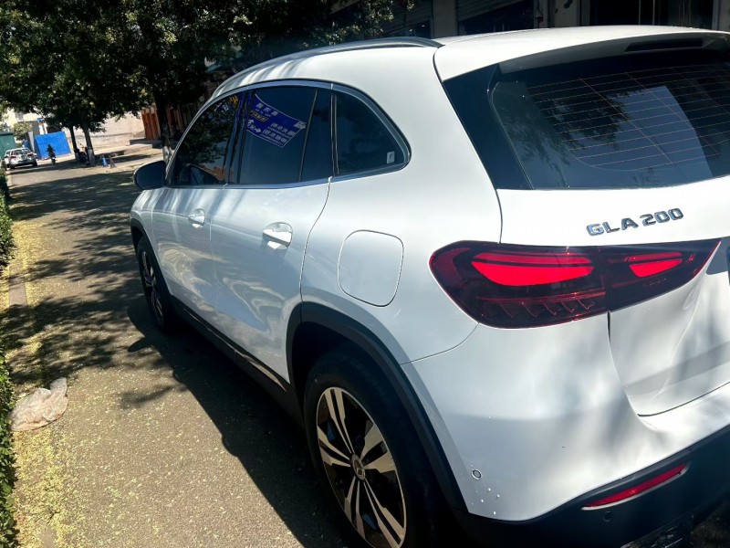 太原24年奔驰GLA6