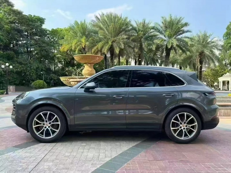 广州24年保时捷卡宴3