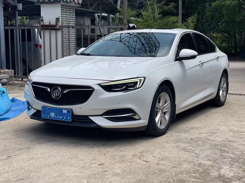 济宁20年别克君威2