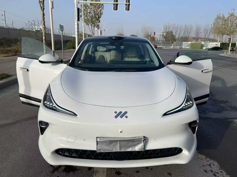 郑州25年智己LS61