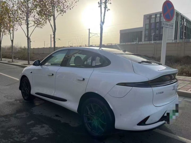 郑州25年智己LS64