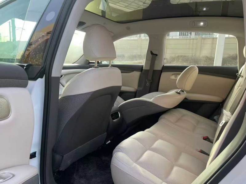 郑州25年智己LS67