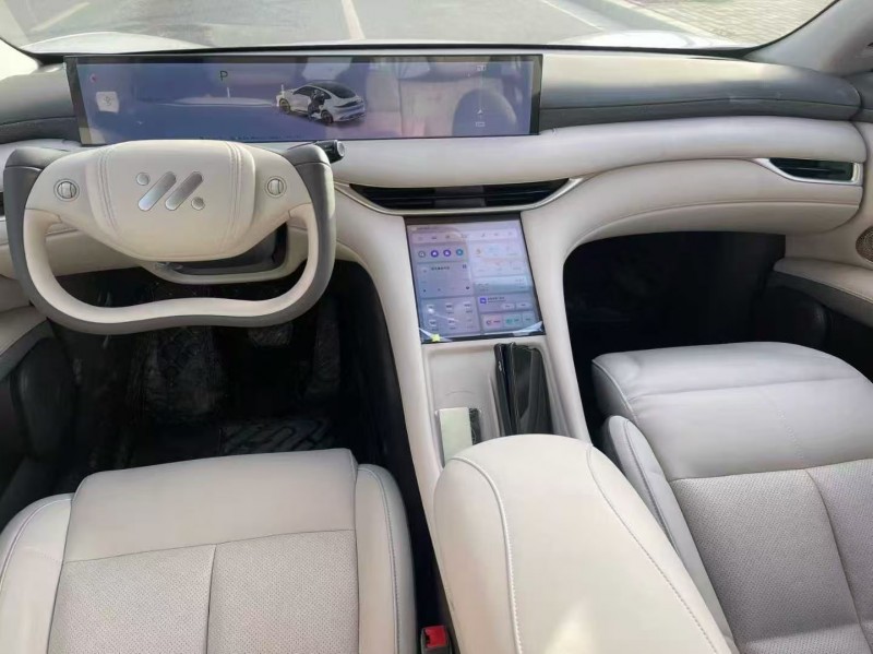 郑州25年智己LS68