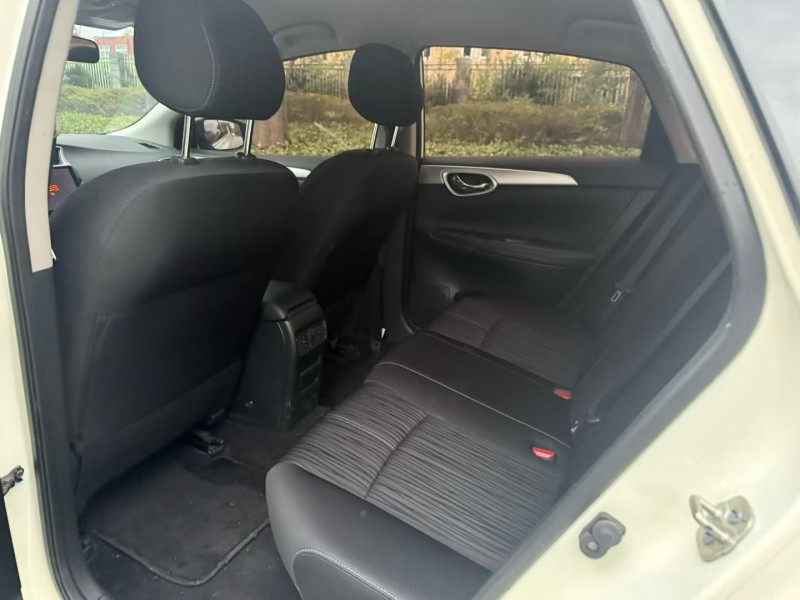 娄底22年日产轩逸5