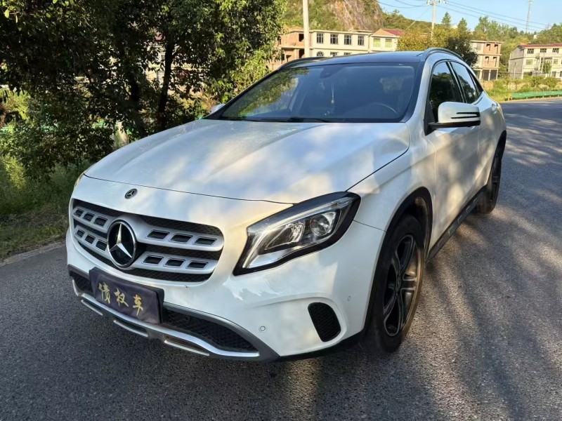 萍乡18年奔驰GLA2