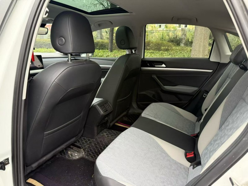 娄底24年大众朗逸5