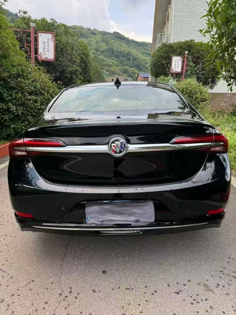 萍乡21年别克君越5